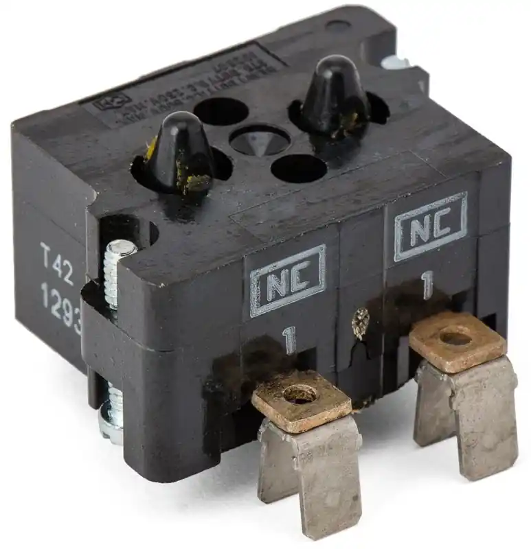 Eaton/Cutler-Hammer 10250T42 Contact Block Don't Miss Out