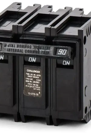 Eaton / Challenger C390 - 90A 3 Pole Miniature Circuit Breaker Clearance