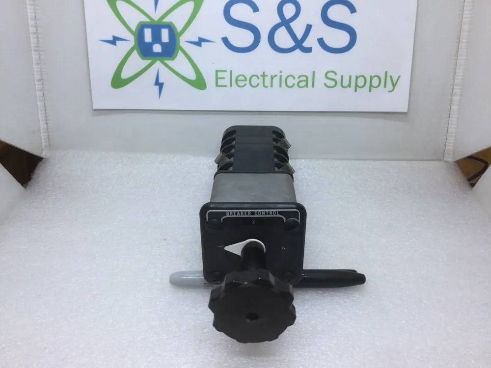 General Electric 10AA010 Type SBM 3 Position Breaker Control Switch Flash Sale